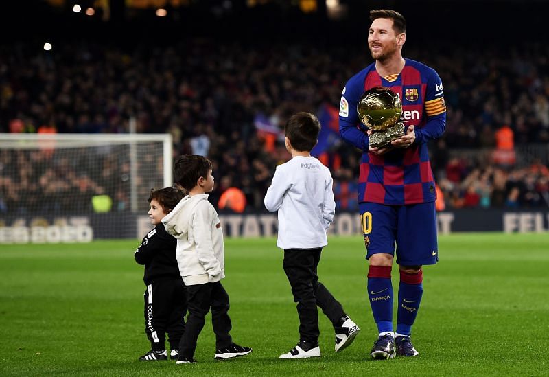 Lionel Messi with his 2019 Ballon d'Or award.